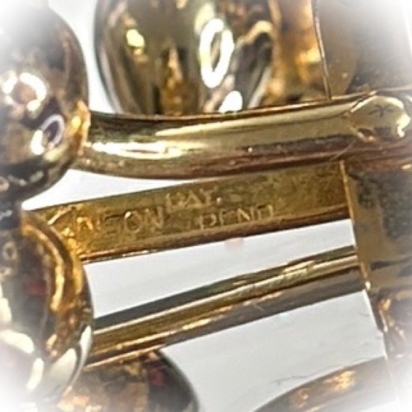 💕Beautiful Vintage Gold Bowling Pins & Ball Cufflinks💕 - Picture 5 of 7